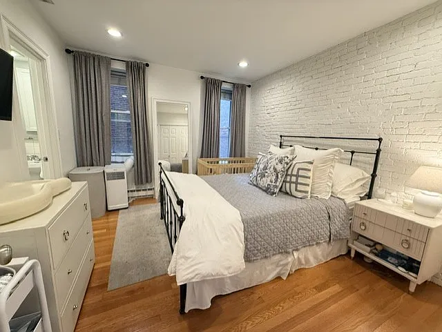 8 Battery St #4 — Photo 8