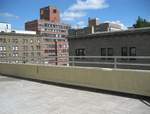 Rented by Cooper & Cooper Real Estate | media 21