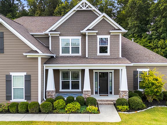 5th image of 1347 Bridgeview Dr