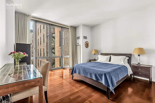 Rented by Sotheby's International Realty | media 17