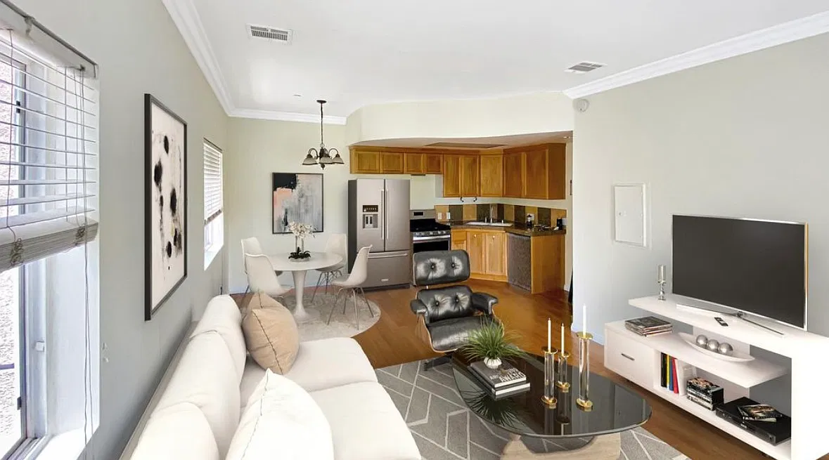 10833 Camarillo St — Photo 3