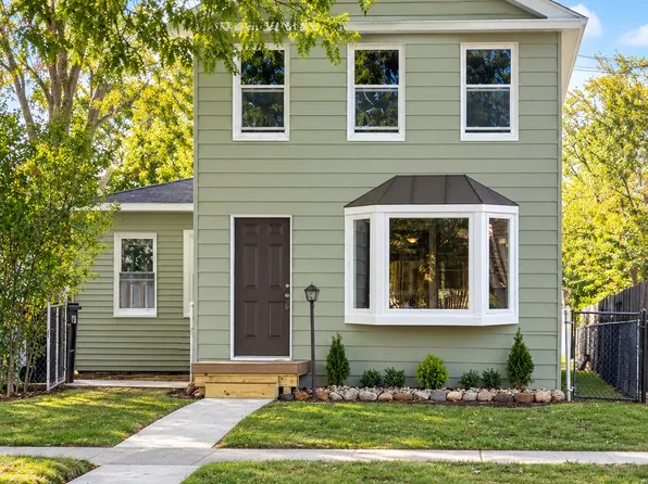547 Pine St, Wyandotte, MI 48192