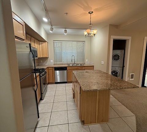 2nd image of 621 E Lakeside Ave #5