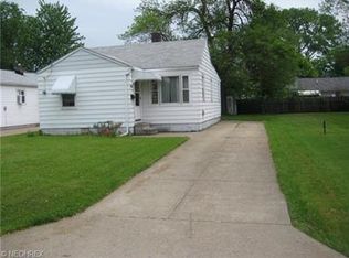 1279 E 359th St, Eastlake, OH 44095