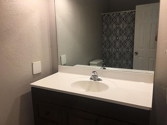 5th image of 18071 Aaron Dr