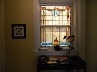 3549 Victor St APT 1E, Saint Louis, MO 63104