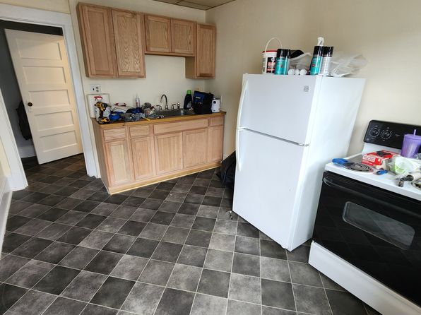 94 Logan St #2