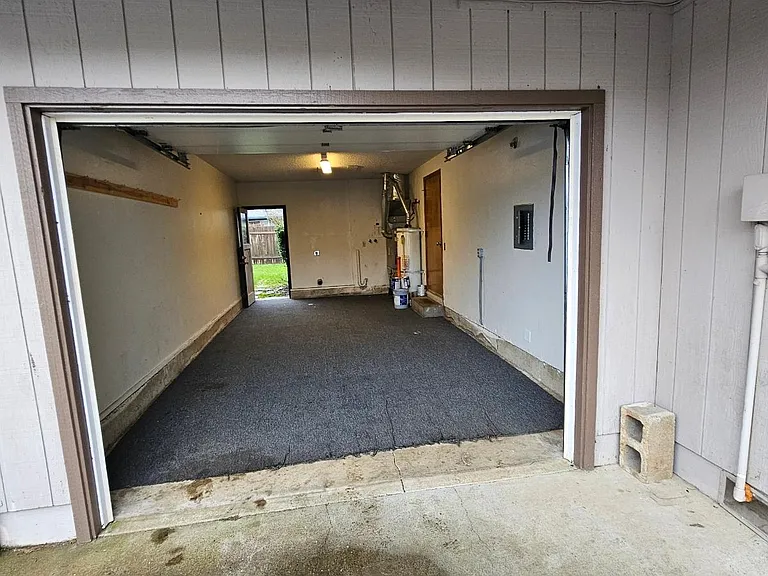 4745 Sorrel Ct SE — Photo 10