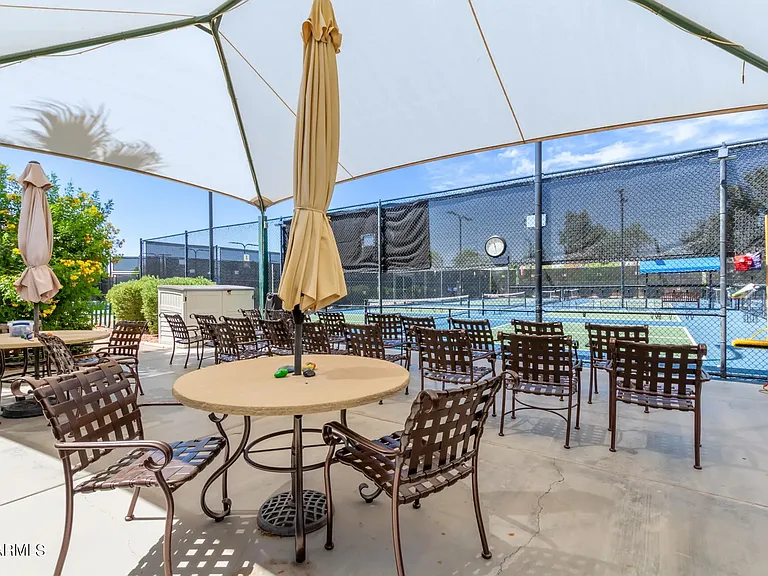 Tennis & Pickleball Seating Area