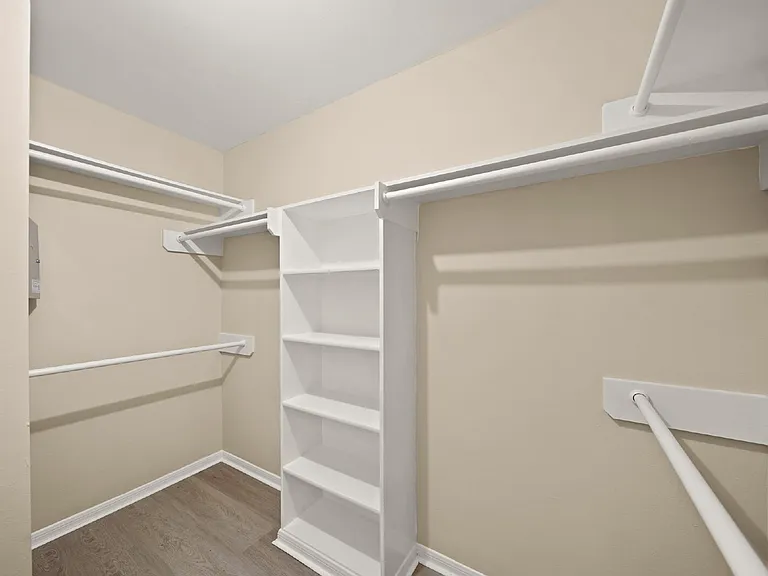 6355 Northland Dr — Photo 18