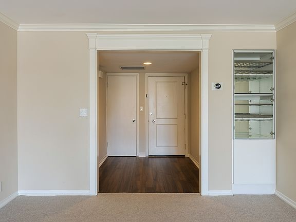 5th image of 434 S Canon Dr APT 205