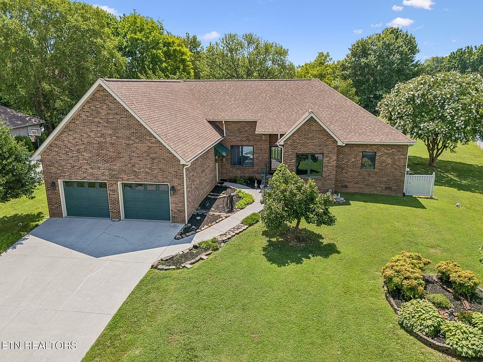 1st image of 937 Andover Blvd