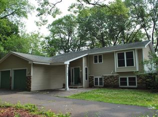 1143 Riverside Dr N, Hudson, WI 54016