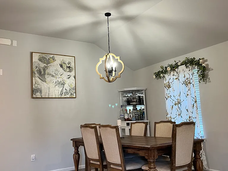 8709 Heliotrope Ln — Photo 15