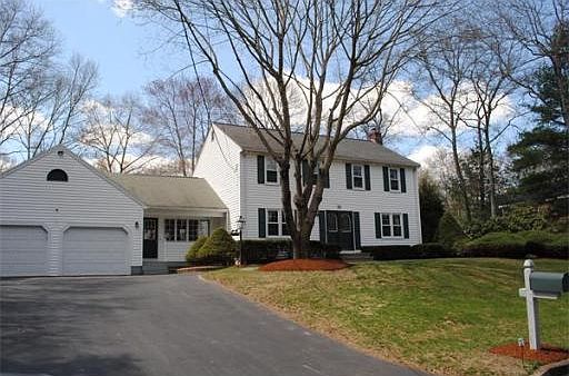 1st image of 15 Lancelot Ln