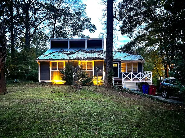 807 N Confederate Dr, Macon, GA 31220