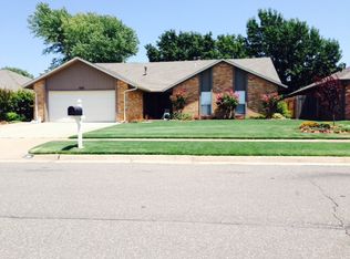 1000 Countrywood Ln, Edmond, OK 73012