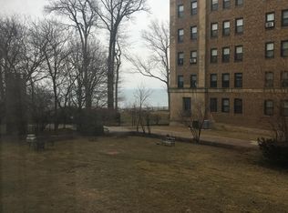 12520 Edgewater Dr APT 208, Lakewood, OH