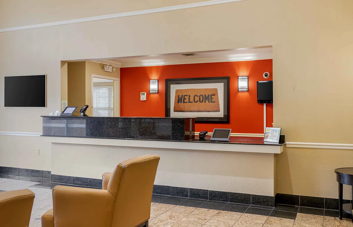 Lobby and Guest Check-in - Columbia - Harbison