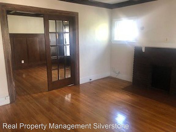 3rd image of 319 W Harrison Ave #3