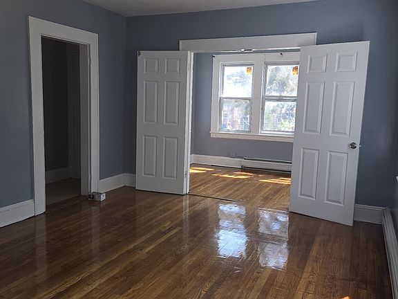 3rd image of 50 Hansen Ave #1