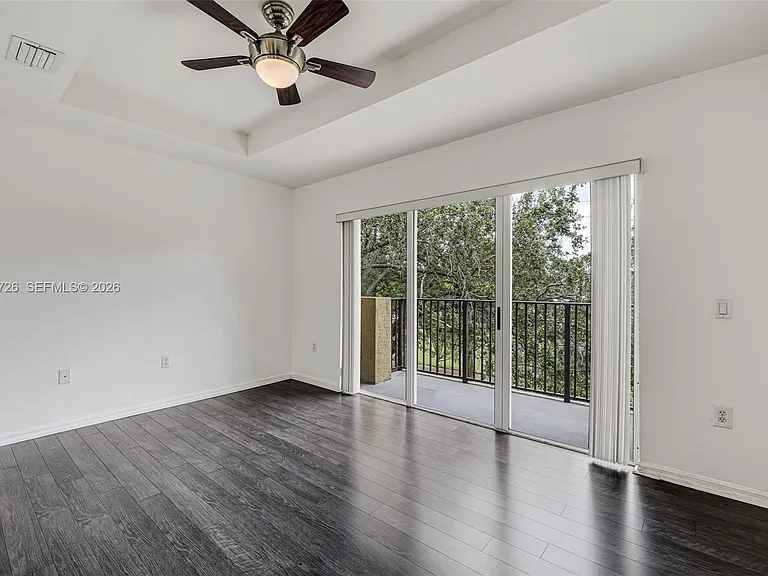 8900 NE 8th Ave #1107 — Photo 20