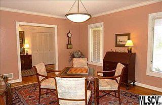 4th image of 617 20th Avenue Dr NW