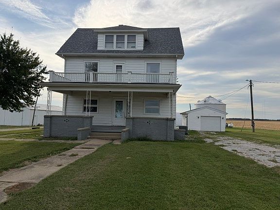 2nd image of 1439 Roby Rd
