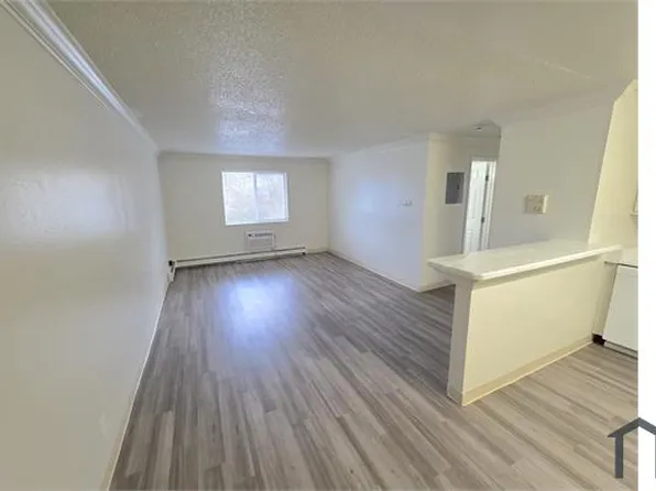 5100 W 8th Ave APT 101, Denver, CO 80204