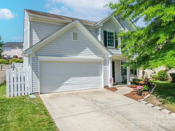 9458 Grand Oaks St NW, Concord, NC 28027