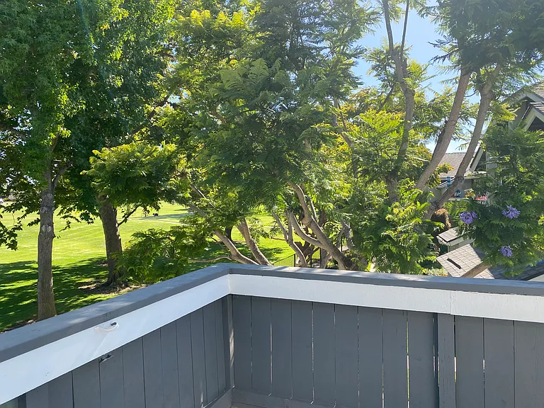 18252 Parkview Ln #205 — Photo 6