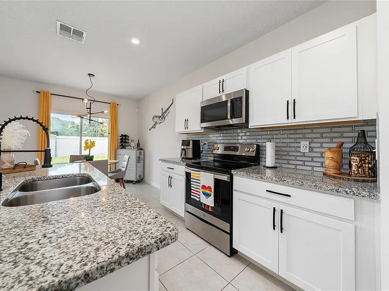 145 Silver Maple Bnd — Photo 15