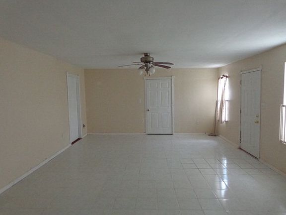 4th image of 16105 Las Canas Dr