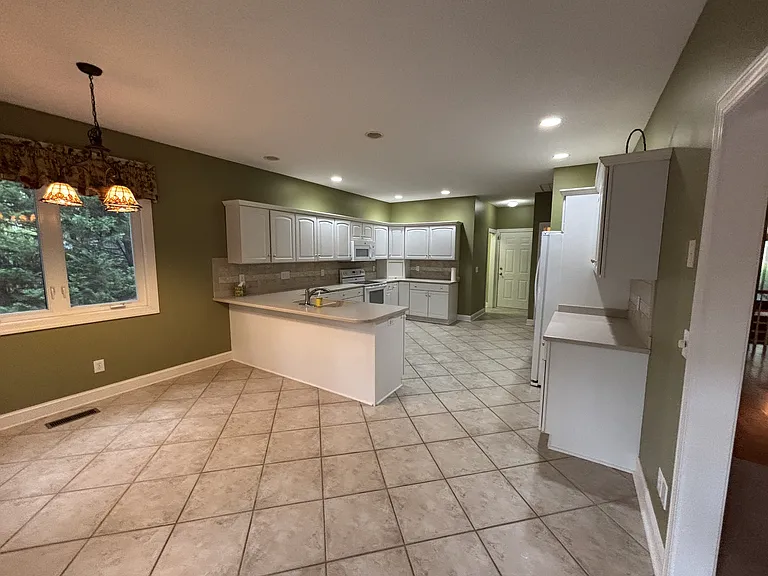 285 Merion Cir — Photo 18