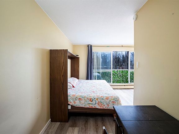 5th image of 999 Bowen Rd #5205