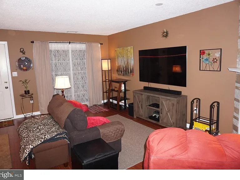 35 Drewes Ct — Photo 3