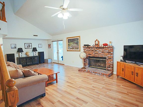 4th image of 4288 W Avalon Ave