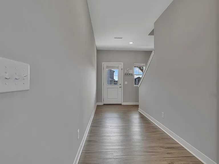 76 Fernleaf Dr — Photo 34