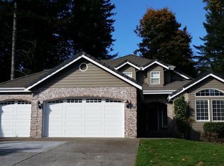 890 NE Boulder Ridge Ct, Poulsbo, WA 98370
