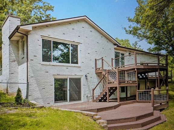 2nd image of 7802 Rollingwood West Dr