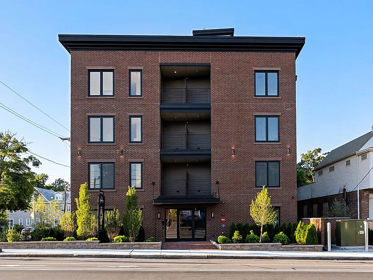 386 Washington St #202 — Photo 23