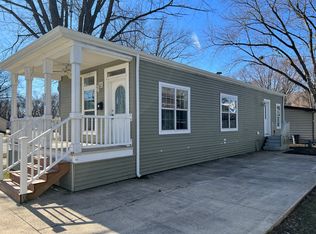 230 Northshore Rd, Elgin, IL 60123