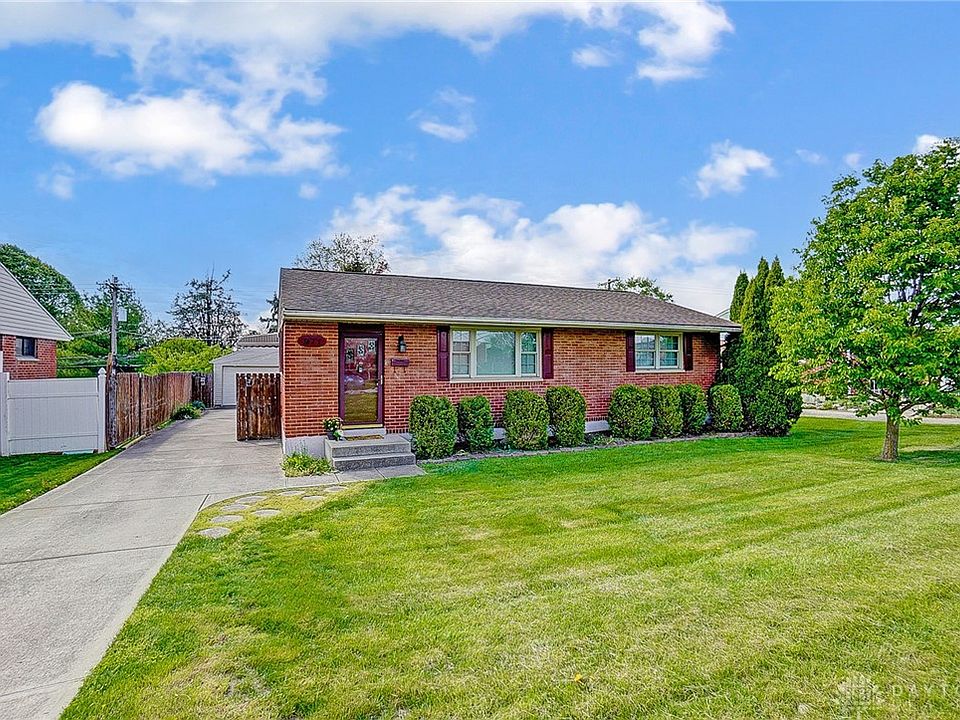 1st image of 971 Vinton Pl