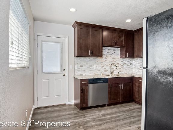 4th image of 2725 G St #G
