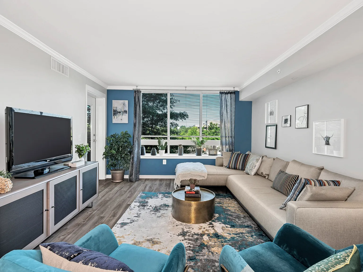 Prosperity Flats — Photo 4