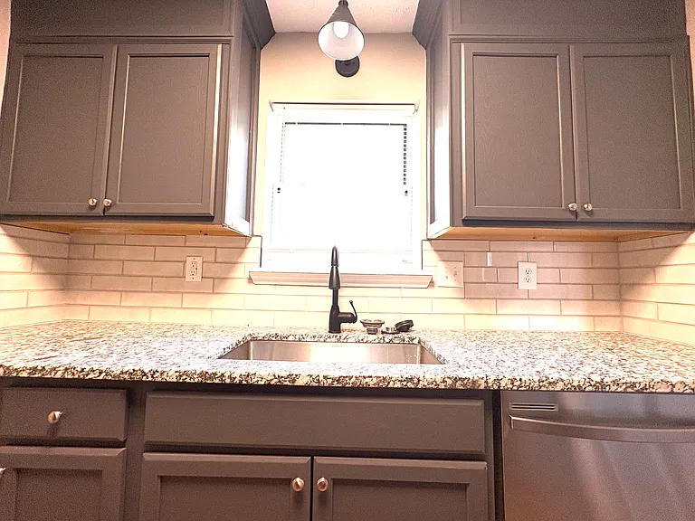 2812 Cranbrook Dr — Photo 8