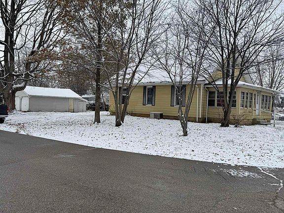 4th image of 401 W Brummitt St