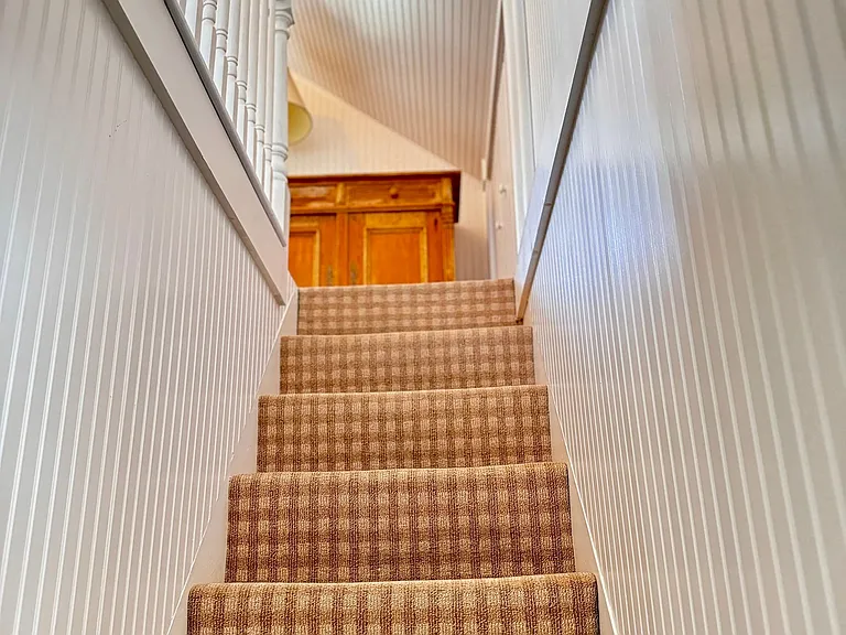 233 Rowayton Ave — Photo 24