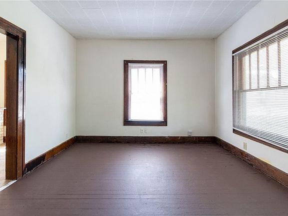 4th image of 6361 N Guilford Ave