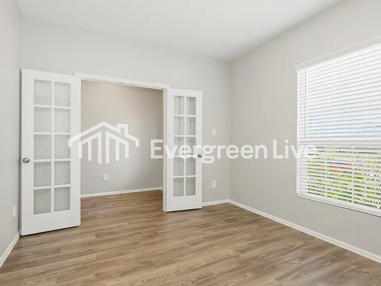 119 Southern Red Oak Ln — Photo 9